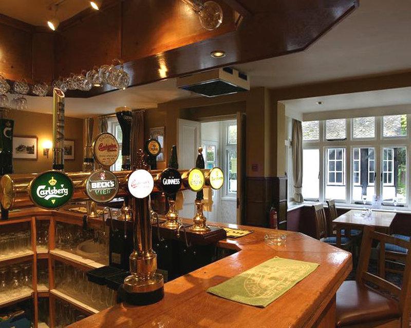 Hurtwood Hotel Peaslake Restoran foto
