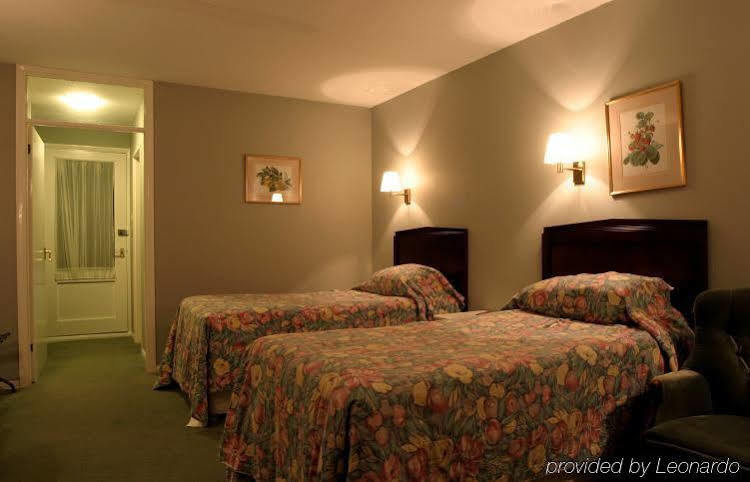 Hurtwood Hotel Peaslake Bagian luar foto